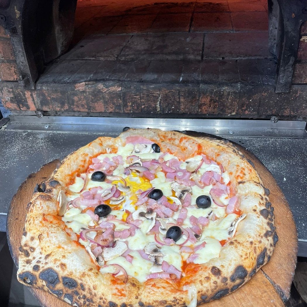 Pizza Mamma 1